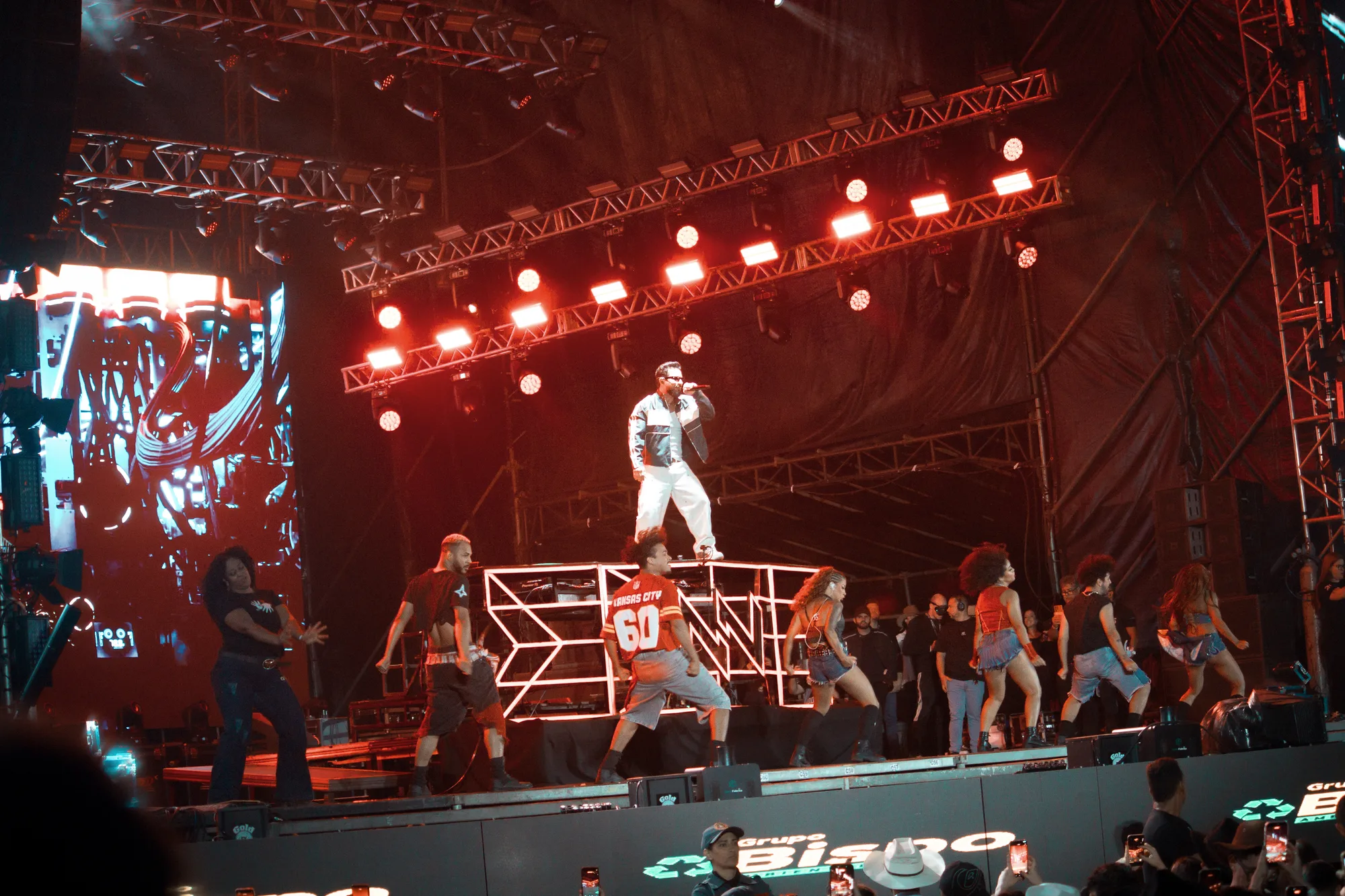 Dennis DJ no palco principal — Rodeio Fest 2026, 14.08