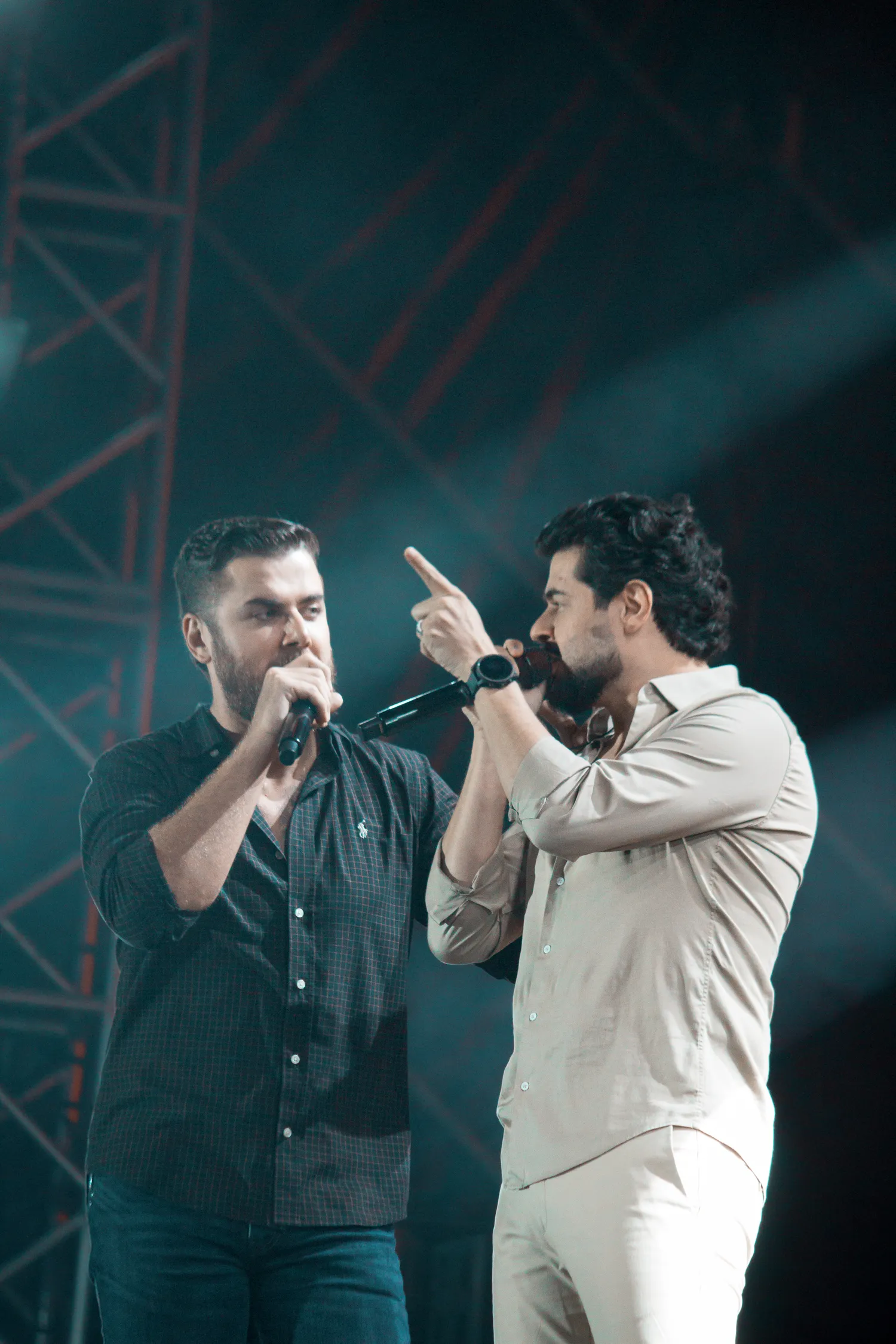 Zé Neto & Cristiano com o público — Rodeio Fest 2026, 14.08