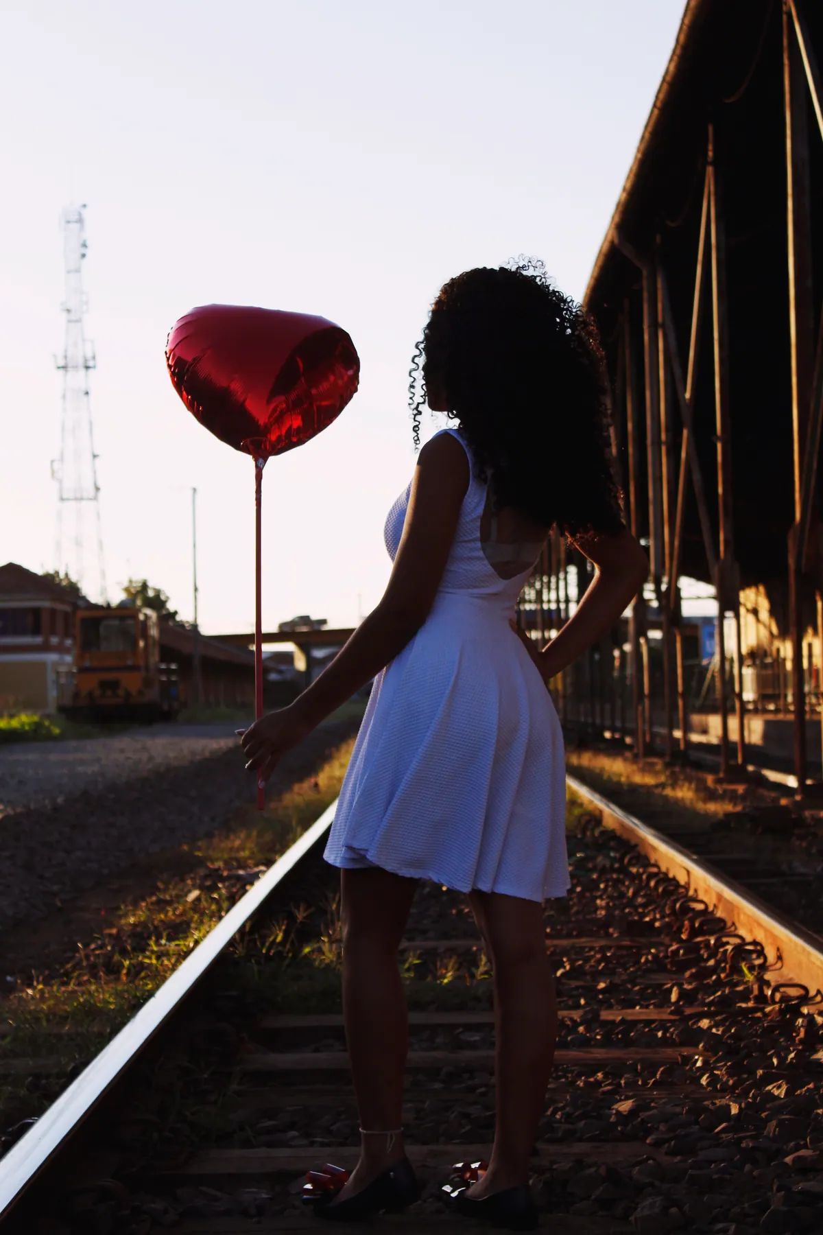Adriele Fernandes — Estação Rodoviária — Magon Fotografia